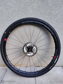 kolesá FULLCRUM - 4