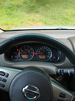 Nissan Pathfinder 2,5 128kw - 4