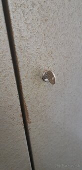 Predám kvalitnú dielenskú kovovú skriňu - 4