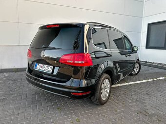 Volkswagen Sharan 2.0 TDI BMT Comfortline DSG - 4