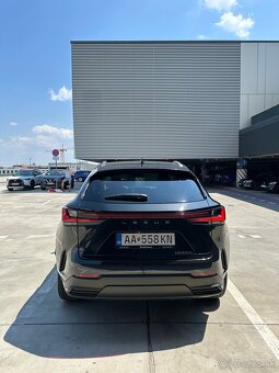 Lexus NX 2.5 Hybrid AWD Executive - 4