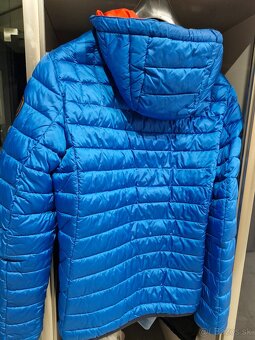 NAPAPIJRI zimná bunda .veĺkosť M - 4