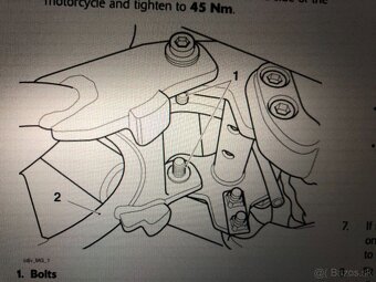 Predám stredový stojan na Triumph Bonneville T100 - 4