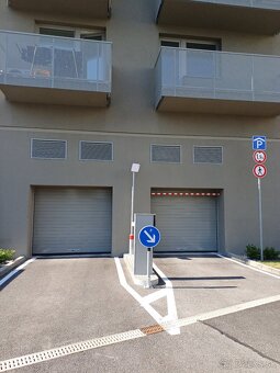 Predaj vnútorné parkovanie Ovocné Sady pri letisku - 4