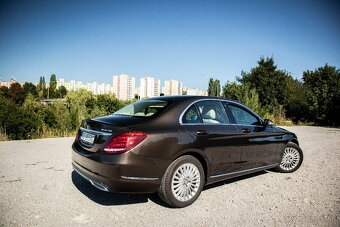 Mercedes-Benz C trieda Sedan 220 d A/T ZNÍŽENÁ CENA - 4
