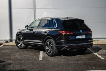Volkswagen Touareg 3.0 V6 TDI 170 kW Matrix, Vzduch, Masáž - 4