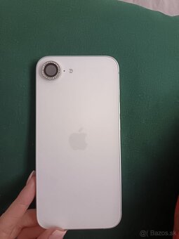 iPhone 16e, 128GB, 100% zdravie batérie - 4