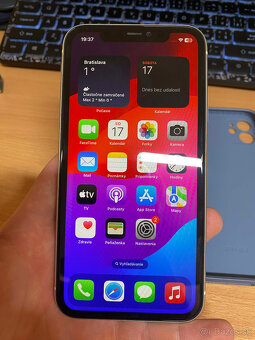 Iphone 11 128 GB Biely - 4