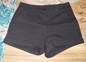 Legíny, kraťase pre 10/12 ročne dievča
- 4