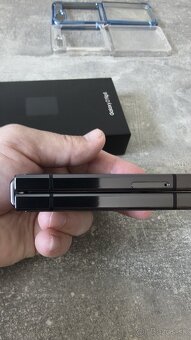 Samsung Galaxy Z Flip 5  512 GB - 4