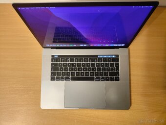 MacBook Pro 15 2016 | i7 • 16GB • 1TB SSD - 4