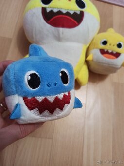 Spievajúci Baby shark - 4