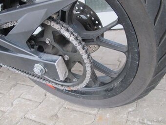 Aprilia Tuono 125 - 4