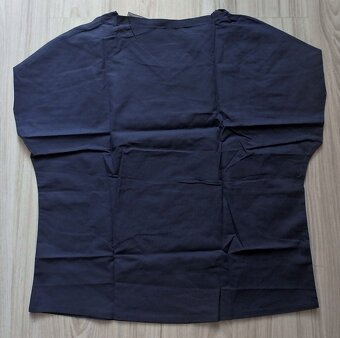 Tmavomodrá blúzka, v. 2XL/3XL - 4