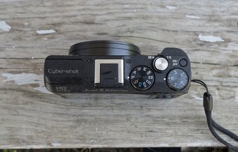 Sony HX60 - 4