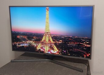 Samsung 43" 4K UHD Smart TV (UE43NU7472) - 4