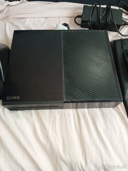Predám XBOX 1 - 4