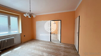 Priestranný 2 izbový byt, 75 m2 + 22 m2 pivničný priestor - - 4