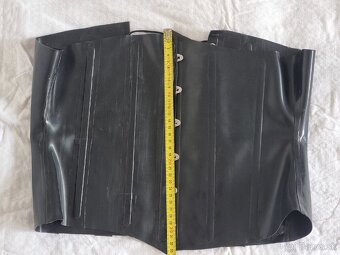 Korzet z prírodného latexu. Nove. Size L. - 4