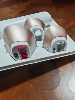 IPL depilátor Philips Lumea Prestige s nadstavcami - 4