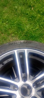225/50r17 - 4