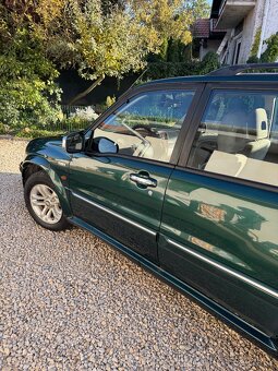 Suzuki Grand Vitara XL7 - 4