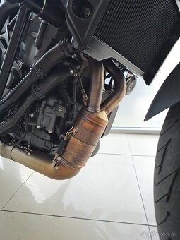 Akrapovič Yamaha - 4