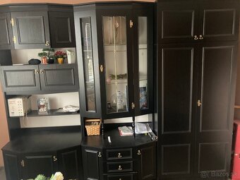 Predám veľmi zachovalú obývaciu stenu, čierna - 4