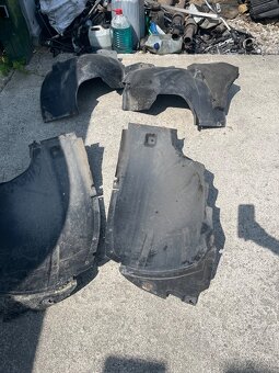 Mercedes w164 ml 320 550 320 podblatnik predny - 4