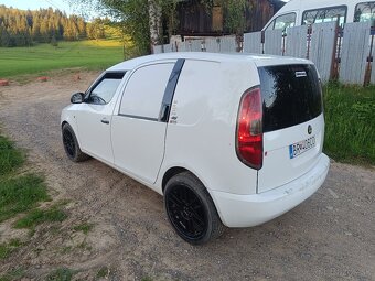 ŠKODA ROOMSTER PRAKTIK 1.2HTP 51KW R.V.2008 - 4