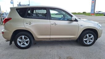 TOYOTA RAV4 2.2 D-4D 100KW - 4