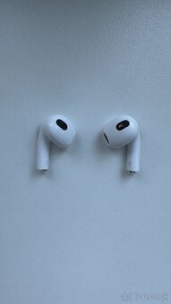 Apple Airpods 3 - 4