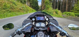 Harley Davidson ROAD GLIDE CVO 117 - 4