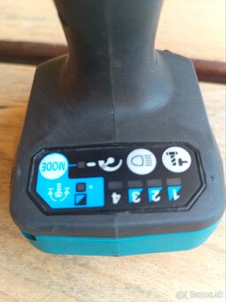 Makita rázový uťahovák 300 - 4