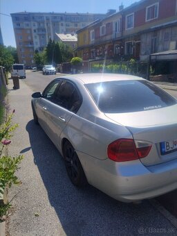 BMW - 4