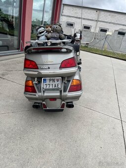 Honda GL 1800 Goldwing - 4