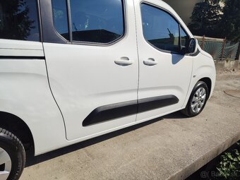 Opel Combo Life XL 1.2 7 miest biele - 4