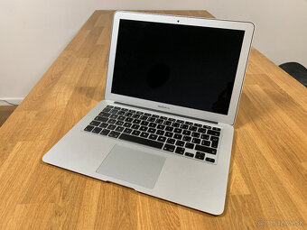 Predám Apple Macbook Air 13" 128gb - 4
