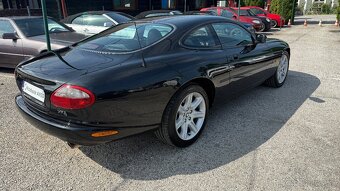 Jaguar XK XK8 4.0 Coupé - 4