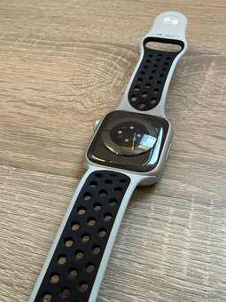 Apple Watch Series 7 (GPS) 45mm puzdro hliník - 4