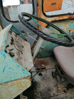 Predám traktor  ZT 303 C - 4