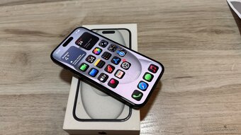 Vymenim iPhone 15 v zaruke stary iba rok a pol 128gb - 4