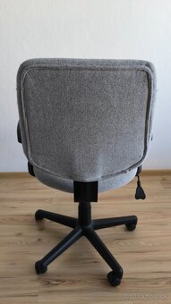 Kancelárska stolička - 4