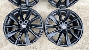 Sada diskov 5x112 r18 black - 4