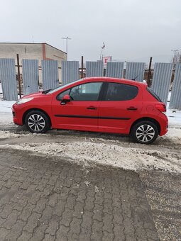 Peugeot 207 1.4i - 4