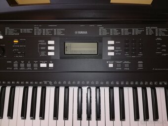 Klávesy Yamaha - 4