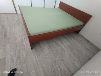 Manželská posteľ - 4