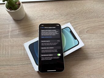 iPhone 12 - 4