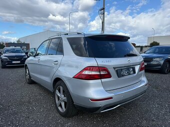 Mercedes-Benz ML 350 BlueTec 4MATIC - 4