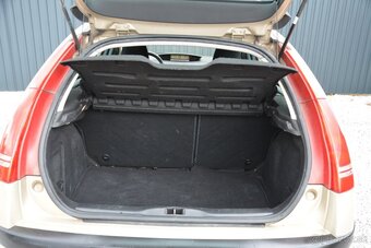 Citroen C4 2007 1.60 HDI - 4